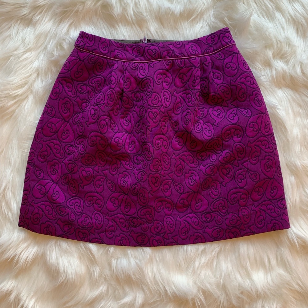 HD in Paris mini skirt